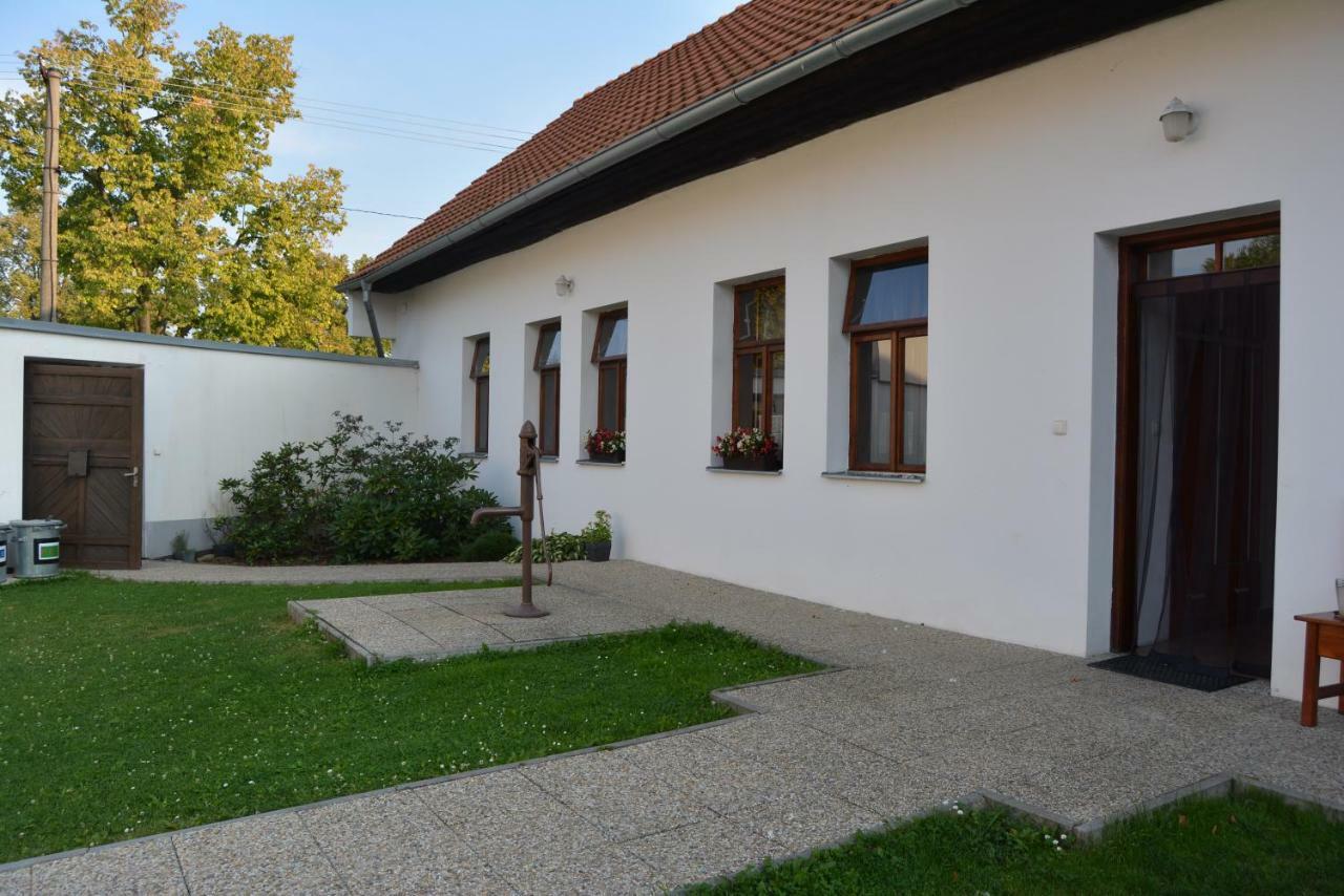 Ubytovani U Dvoraku Veselí nad Lužnicí Dış mekan fotoğraf